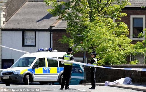 英國(guó)出租車(chē)司機(jī)持槍濫殺致12人死亡25人受傷