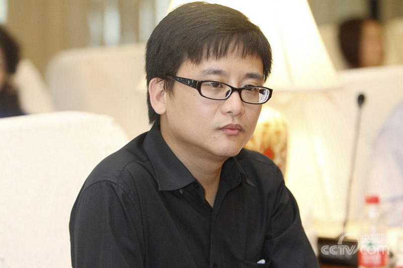 網(wǎng)絡(luò)名人社會責(zé)任論壇在北京召開。圖為參會嘉賓周小平。