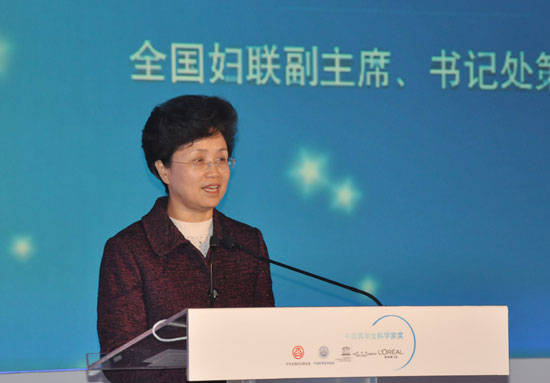 全國(guó)婦聯(lián)副主席、書記處第一書記宋秀巖（人民網(wǎng)記者閆妍攝）